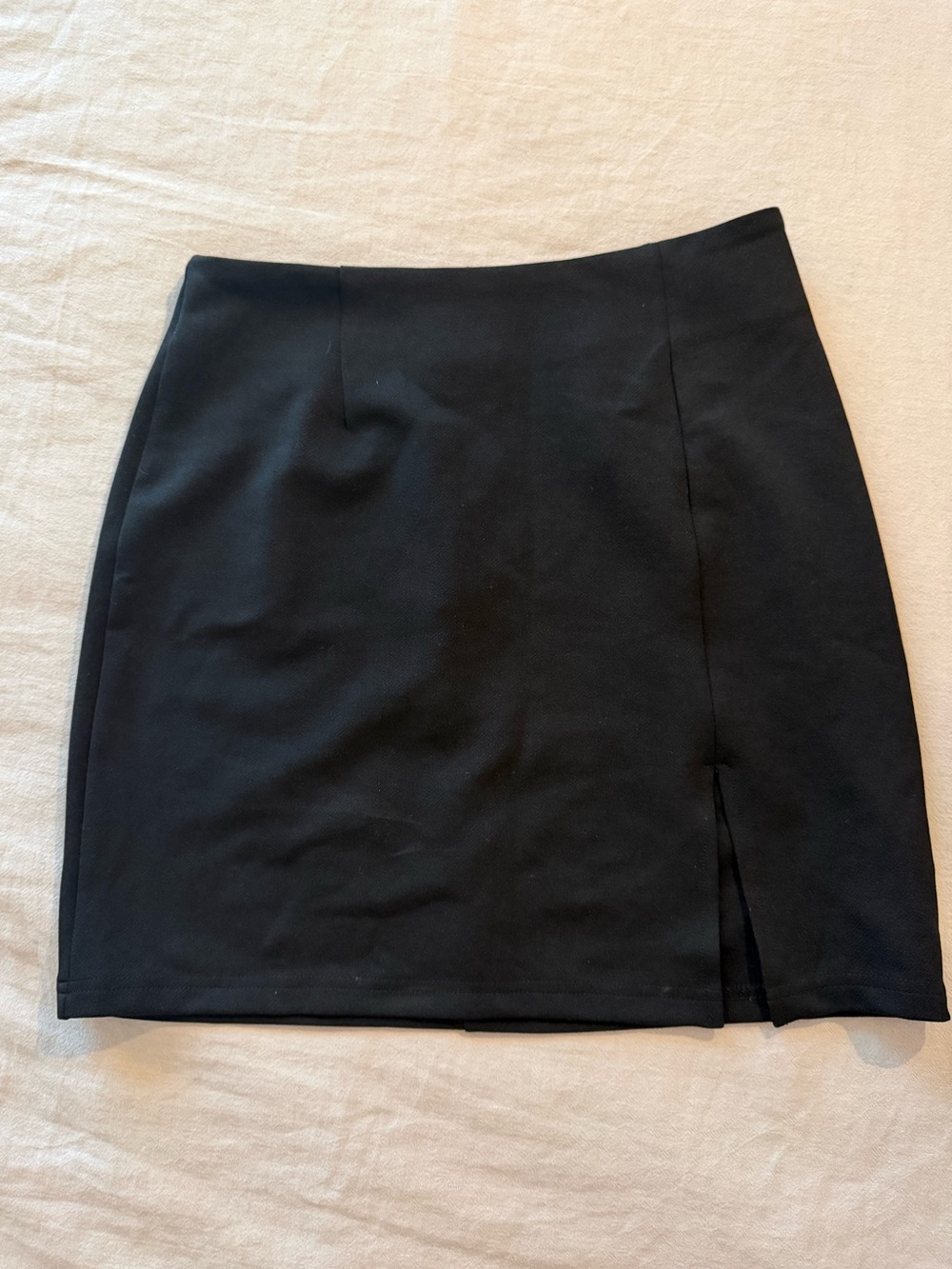 Black Mini Skirt Y2K Stretch Size Medium